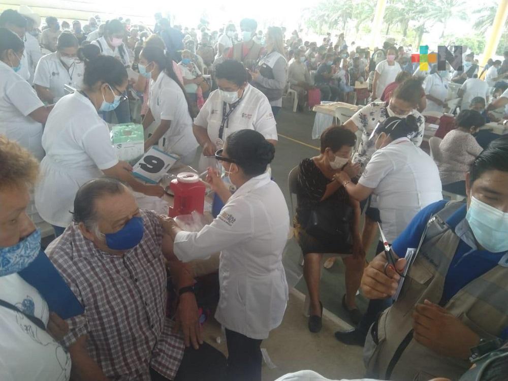 Inició jornada de vacunación anticovid en Las Choapas