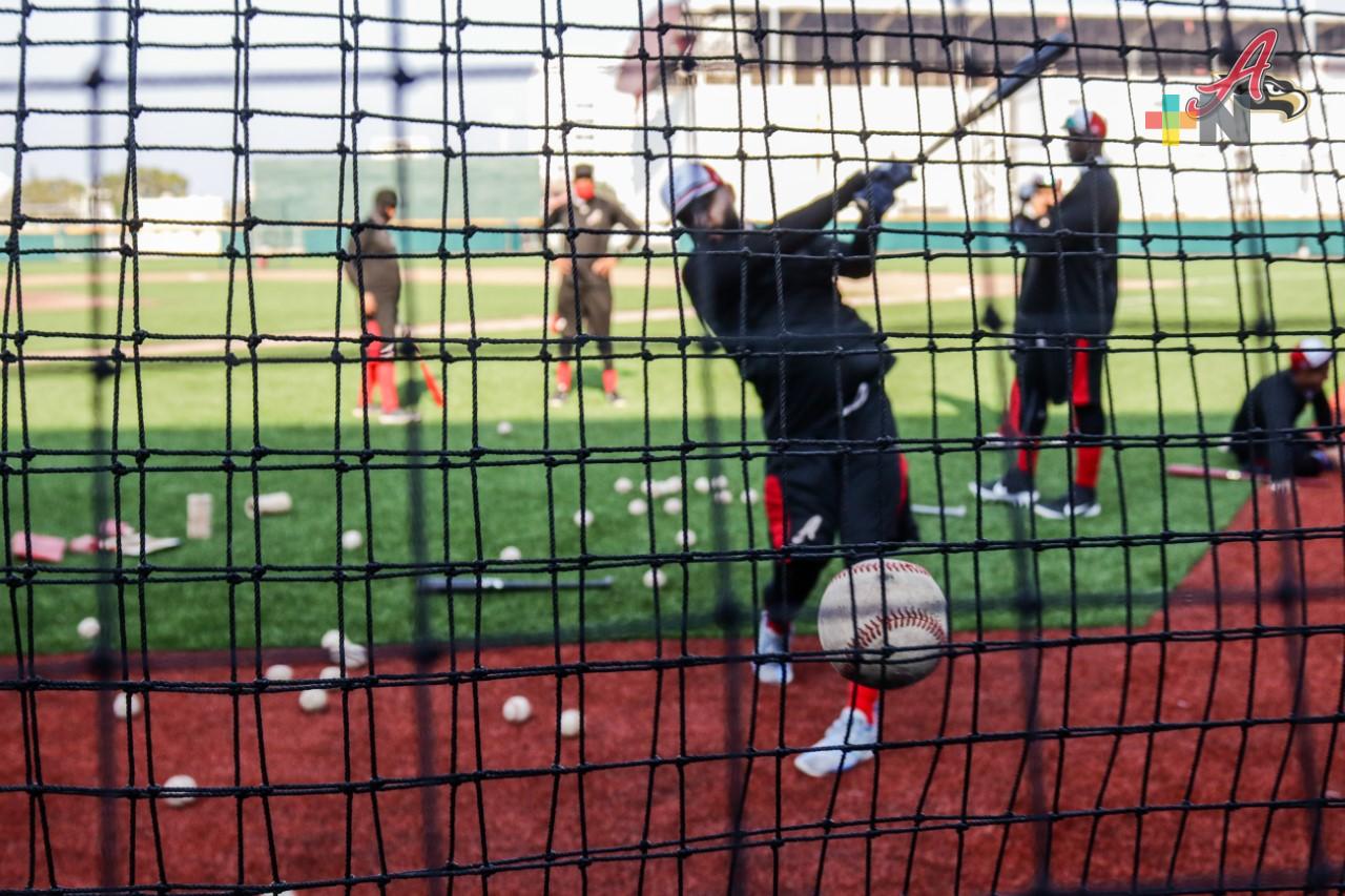 Leo Germán listo para tomar sus primeros turnos con El Águila de Veracruz