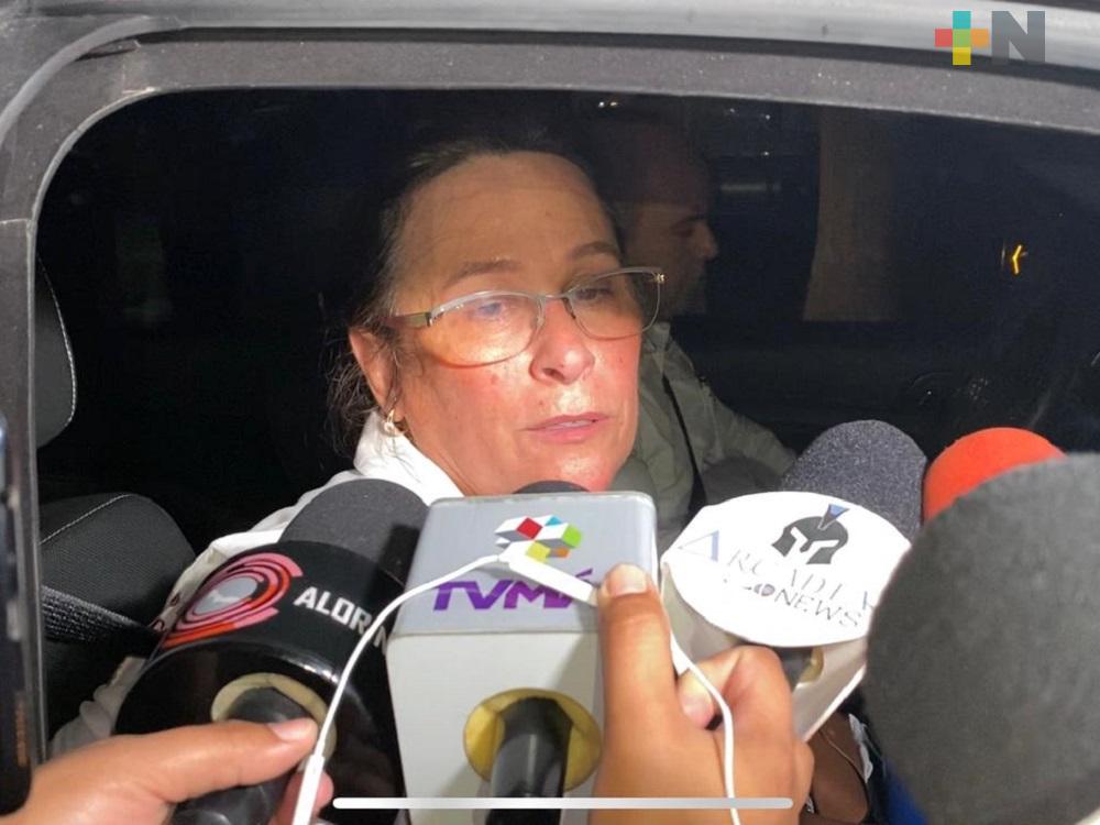 Rocío Nahle reconoció a trabajadores de Pemex por actuar rápido en incendio de refinería Lázaro Cárdenas de Minatitlán