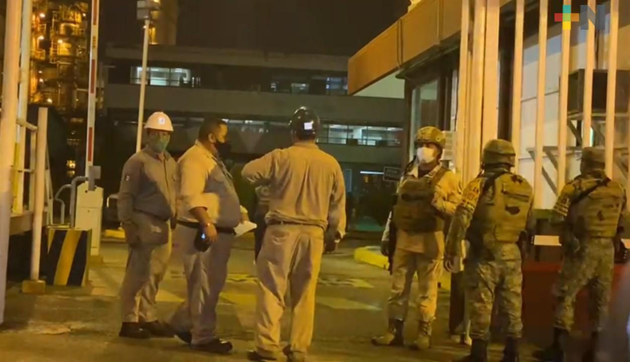 Siete lesionados confirma Pemex tras explosión en Minatitlán