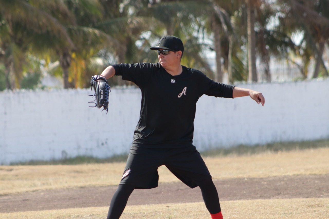 Se unen Solís, Espinoza, Granberry y Olivas a pretemporada de El Águila