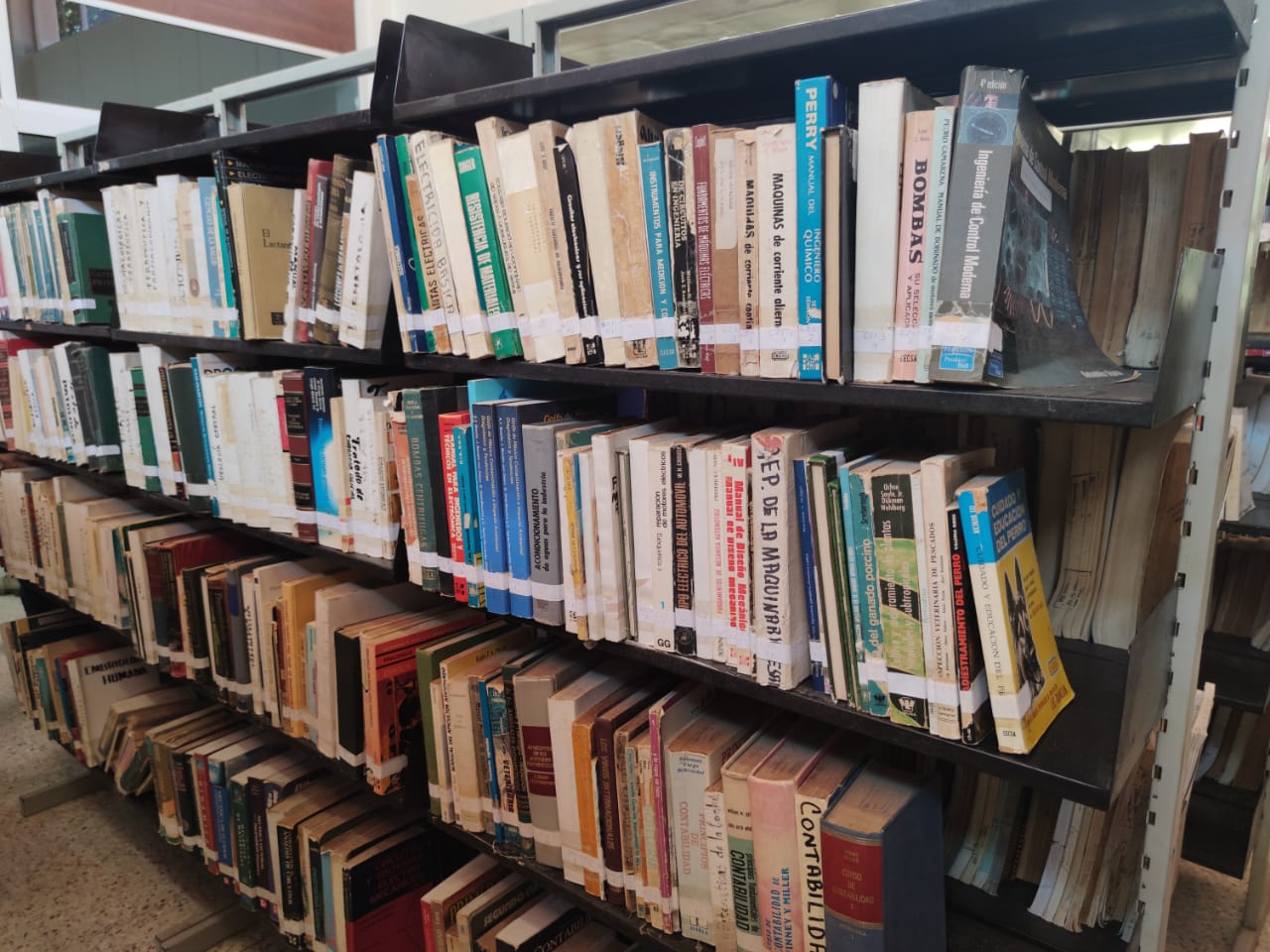 Ayuntamiento de Coatepec rehabilitará bibliotecas de comunidades pertenecientes al municipio