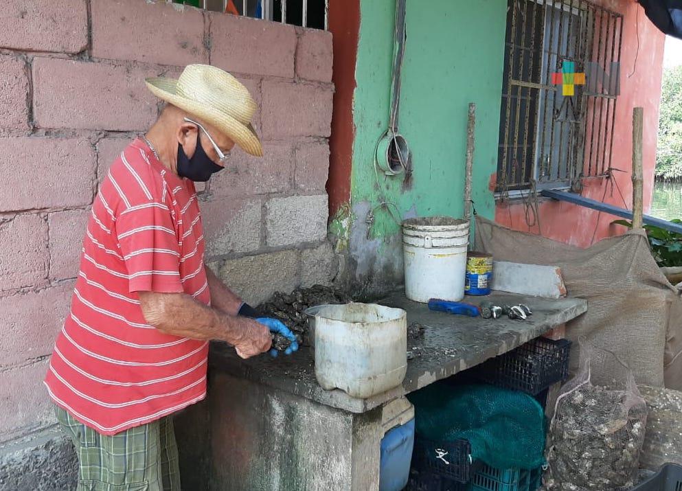 Pandemia afecta venta de ostiones en Mandinga; han muerto 15 pescadores