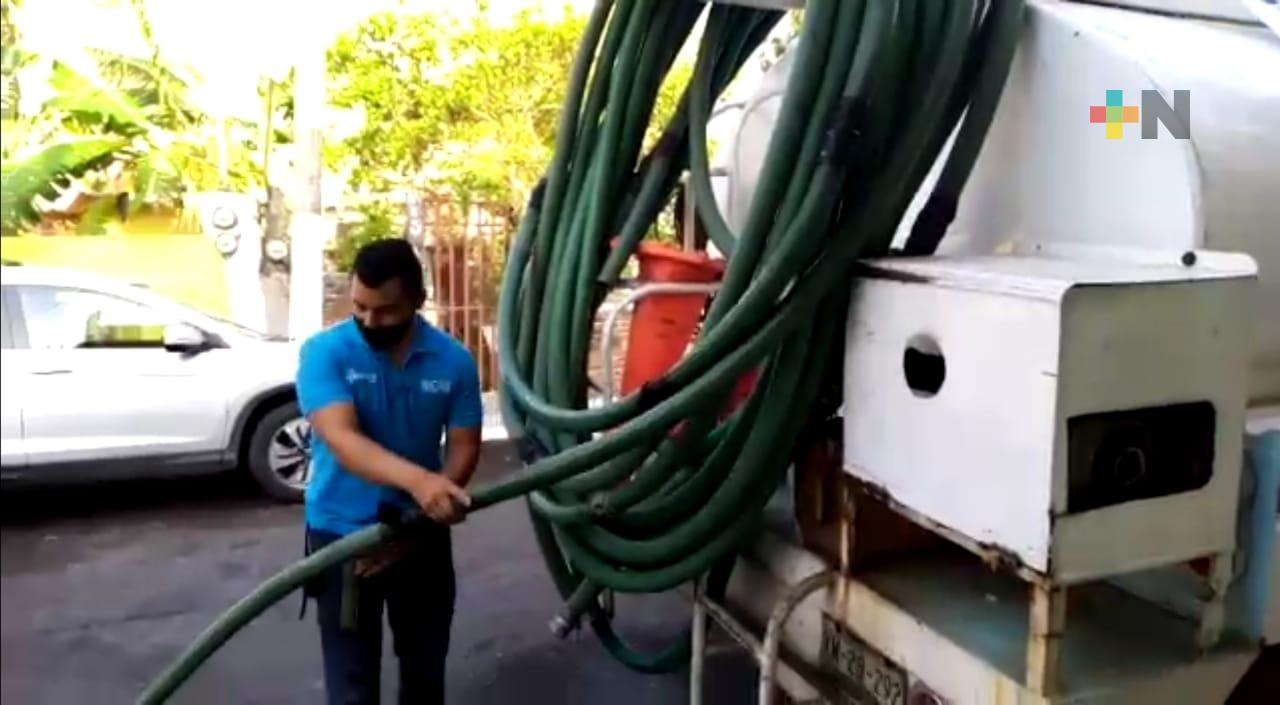 CAEV abastece de agua a comunidades de Tuxpan a través de pipas
