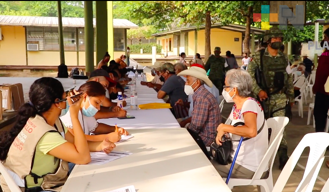 Sigue la vacunación anticovid en el municipio de Playa Vicente