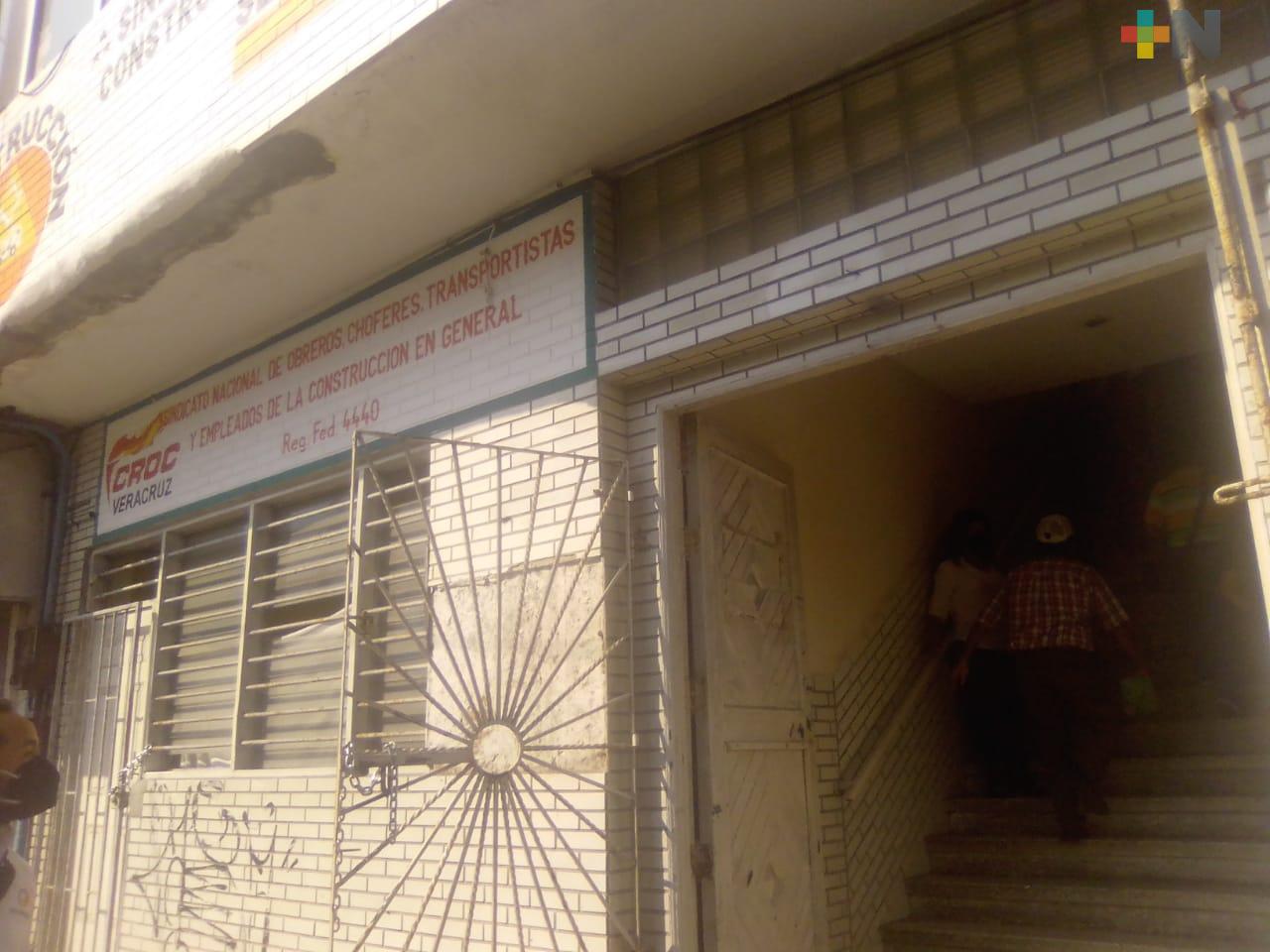 Después de nueve años, agremiados a la CTM recuperan inmueble ocupado por la CROC