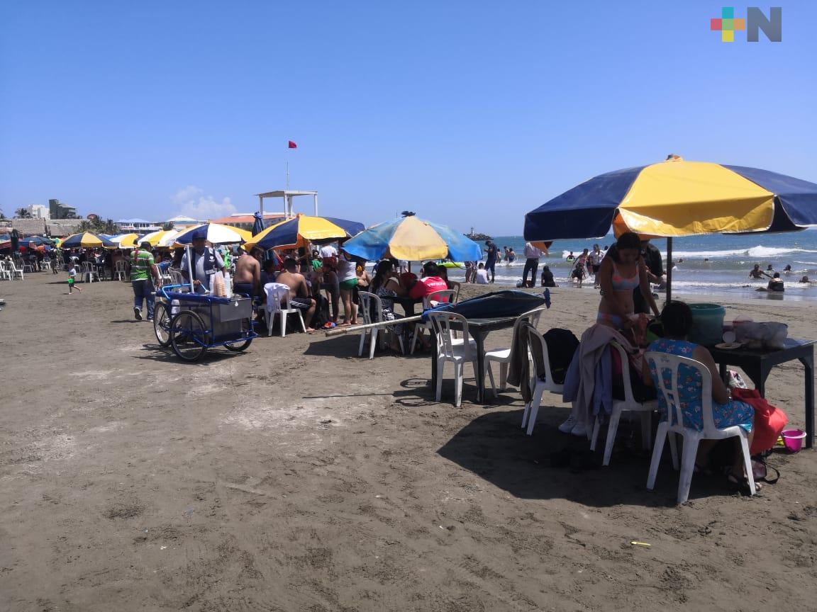 Así lucen, este Jueves Santo, las playas del Puerto de Veracruz
