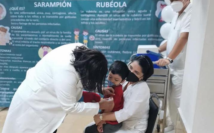 Exhorta ISSSTE-Veracruz a vacunar a infantes de 1 a 9 años contra sarampión, rubéola y parotiditis