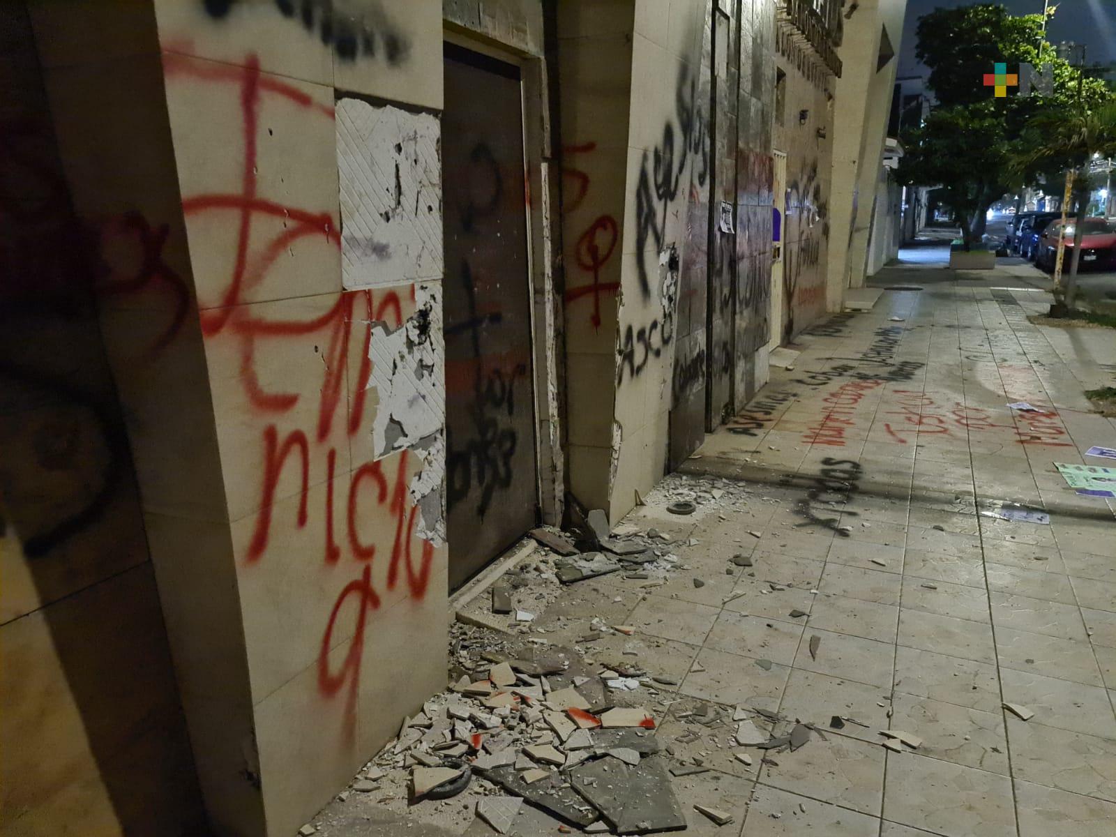 Vandalizaron salón de eventos sociales en Veracruz