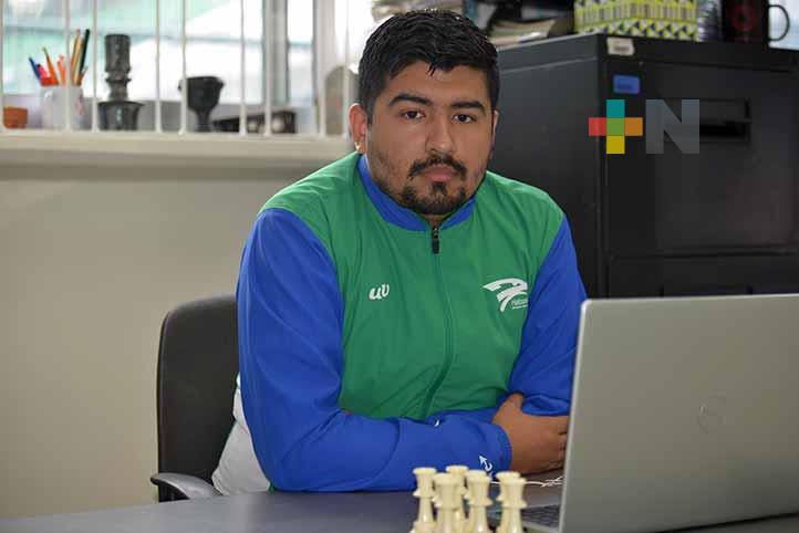 Pandemia no afectó nivel de ajedrecistas en UV: Óscar Campos