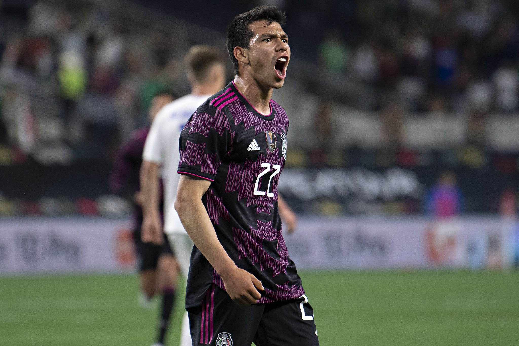 En amistoso, la Selección Mexicana derrotó 2-1 a Islandia con goles del «Chucky» Lozano