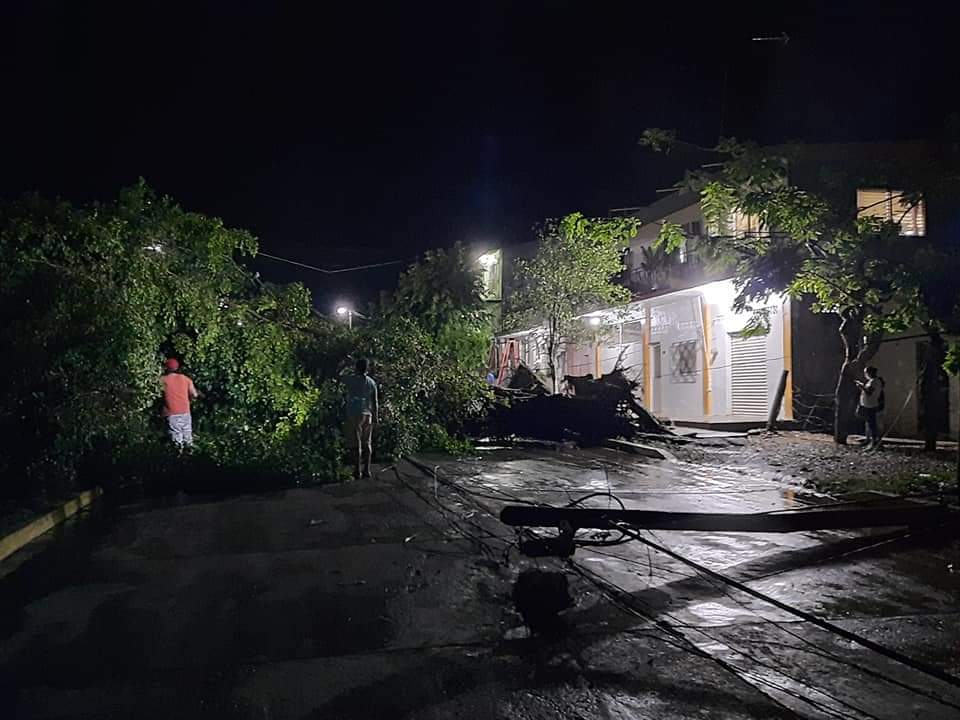 Lluvia y viento afectaron a 13 municipios del estado de Veracruz