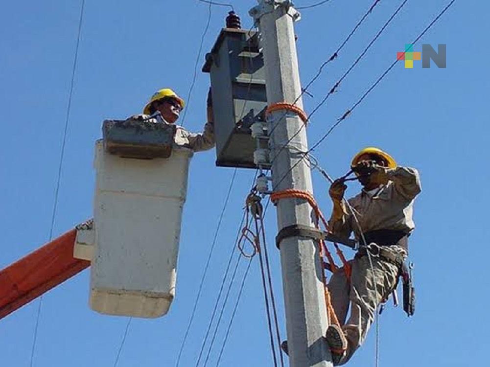 Centrarse en estudio de Reforma Eléctrica, pide Gobernador de Veracruz a diputados federales