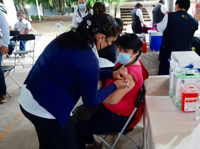 Solo 60 por ciento de xalapeños cuenta con dos dosis de vacuna contra Covid-19
