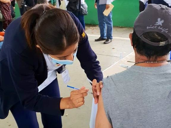Del 24 al 26 de mayo continuará vacunación anticovid a personas de 50 a 59 años en municipios de Veracruz