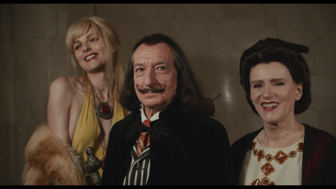 Muestran a Ben Kingsley caracterizado como Salvador Dalí en “Dalíland”
