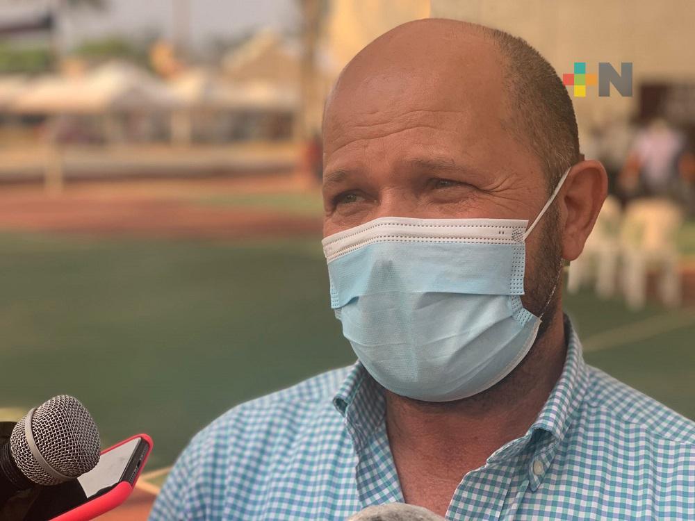 Locatarios de mercados en Coatzacoalcos, empiezan a bajar la guardia contra el coronavirus