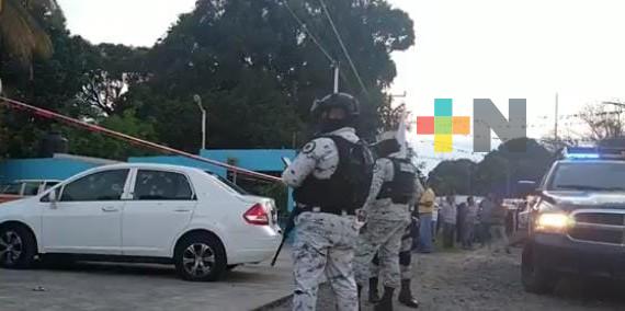 Balean a candidato a la alcaldía de Yanga; está grave y su chofer muerto