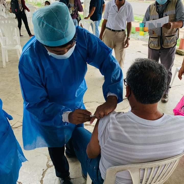 Plan de Vacunación contra COVID-19 avanza con orden y muy buena participación en Veracruz