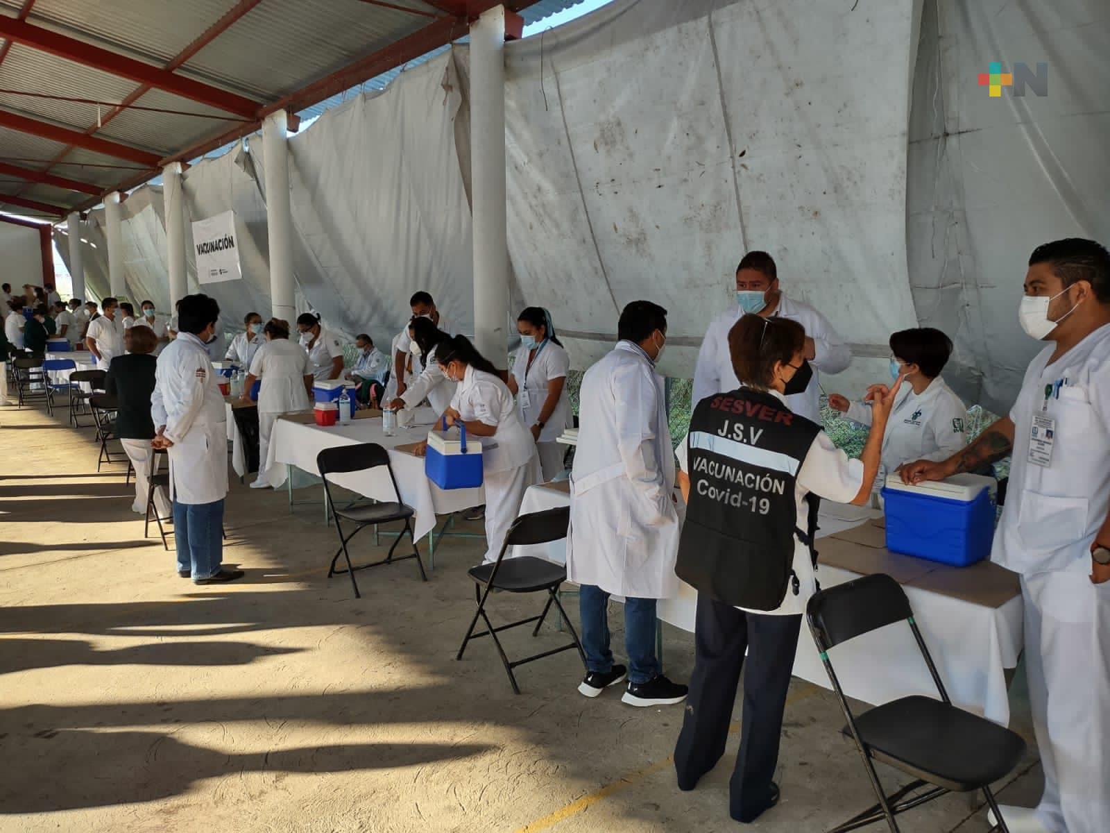 Abren Macro centros de vacunación en la zona norte y centro de Veracruz