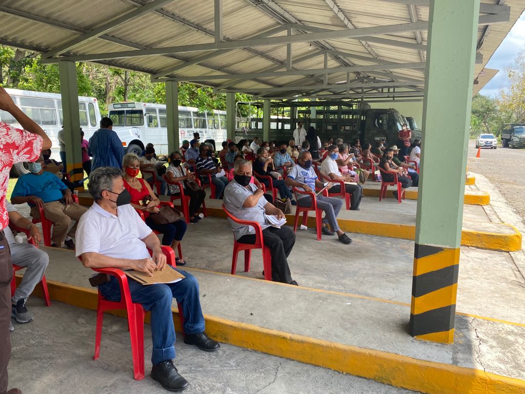 En Martínez de la Torre mañana inicia vacunación contra COVID-19 para adultos de 50 a 59 años