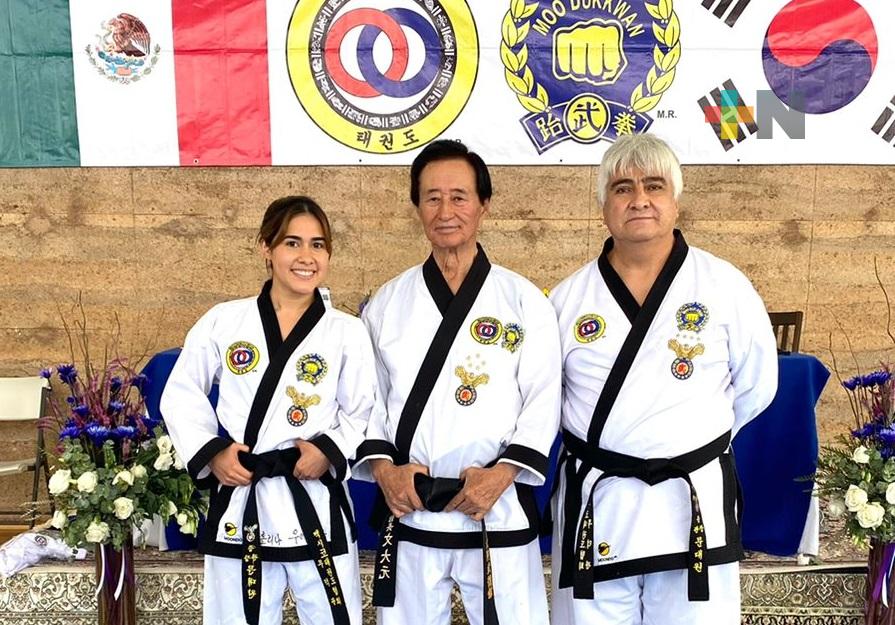 Blanca Carolina Rosado aprobó examen de grado en Moo Duk Kwan