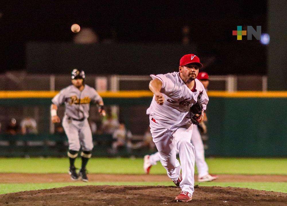 Pericos de Puebla emparejan la serie, en el Beto Ávila