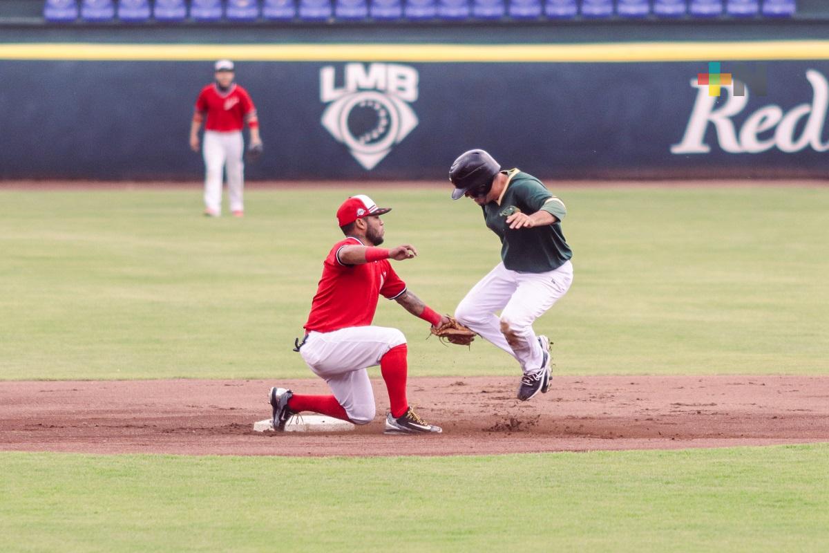 Los Pericos superaron por 11-6 al Águila