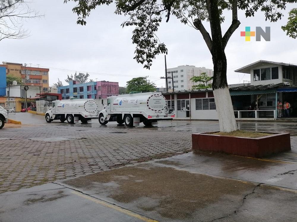 Suspenden servicio de agua en varias colonias de Coatzacoalcos, a través de pipas brindarán servicio