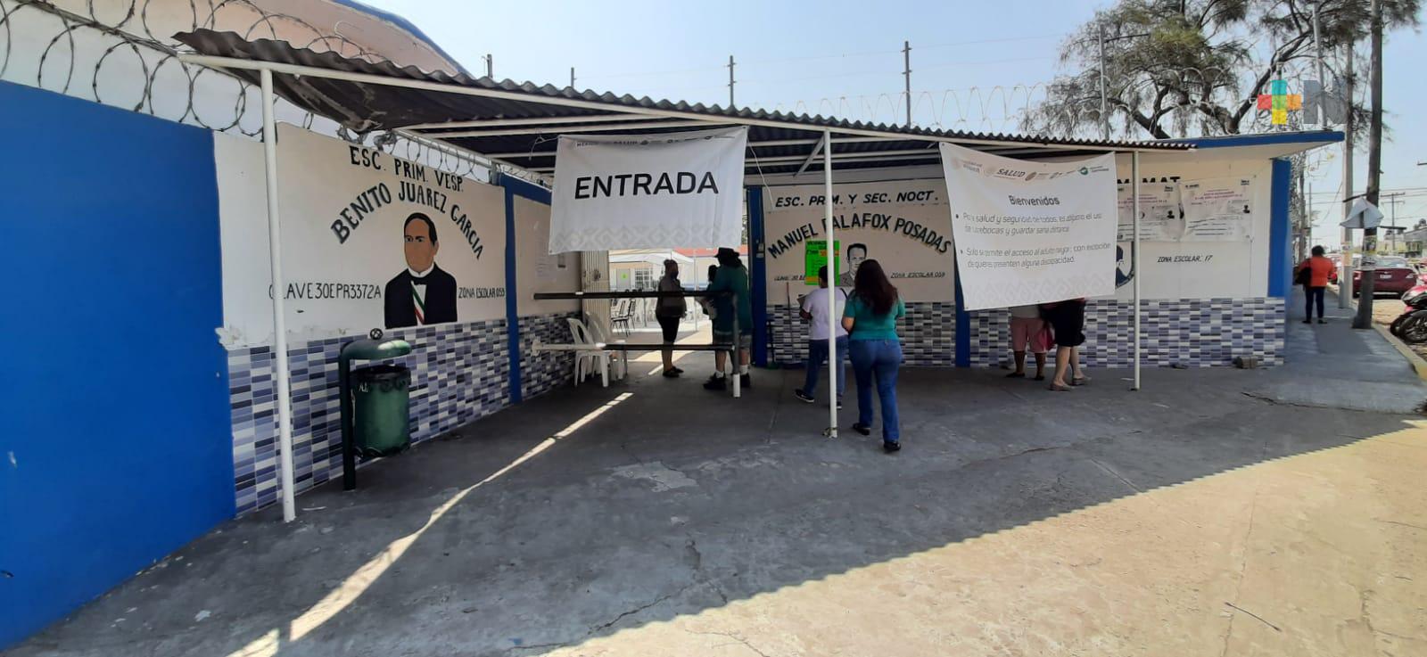 Continúa vacunación contra coronavirus para personas de 50 a 59 años en el municipio de Veracruz