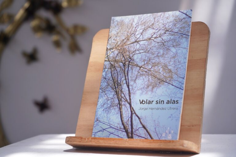 Presenta IVEC el poemario Volar sin alas, de Jorge Hernández Utrera