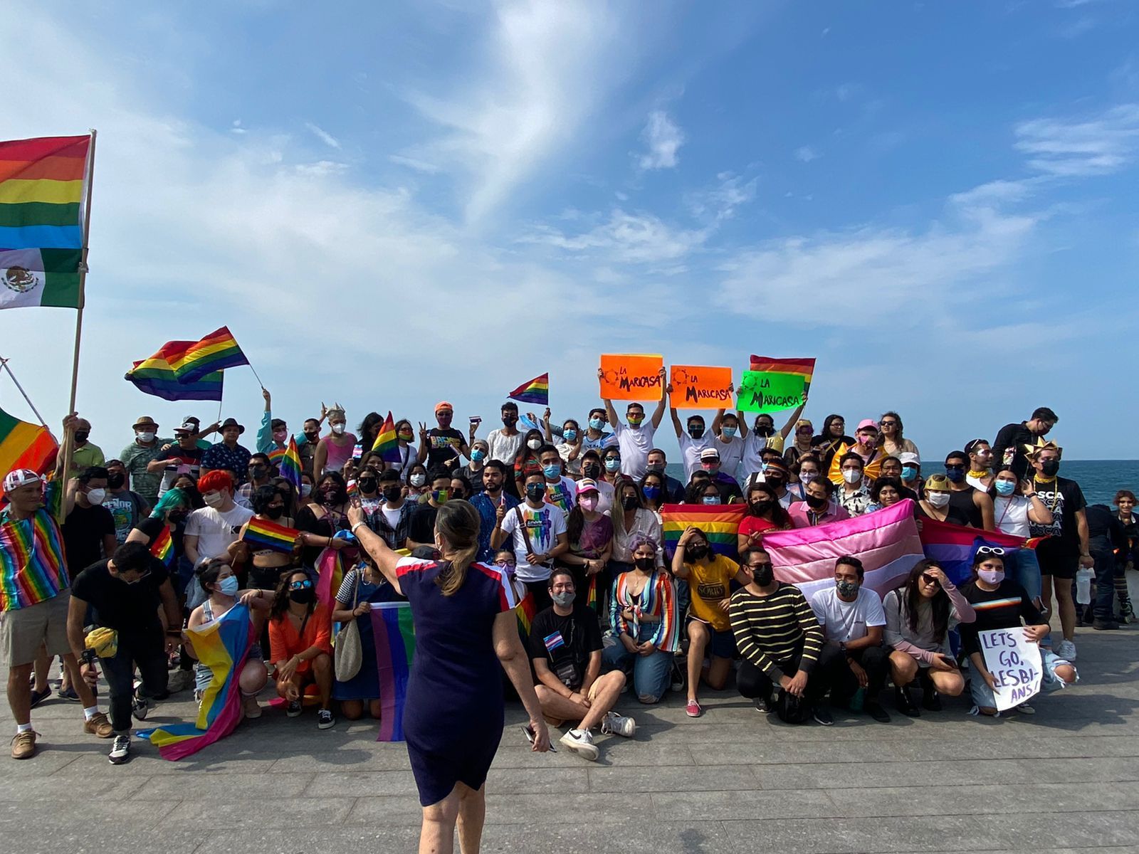 Durante marcha piden eliminar discriminación contra comunidad LGBT, en el puerto de Veracruz