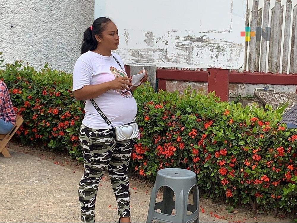 En Coatzacoalcos, un promedio de 120 mujeres embarazadas se vacunaron contra coronavirus