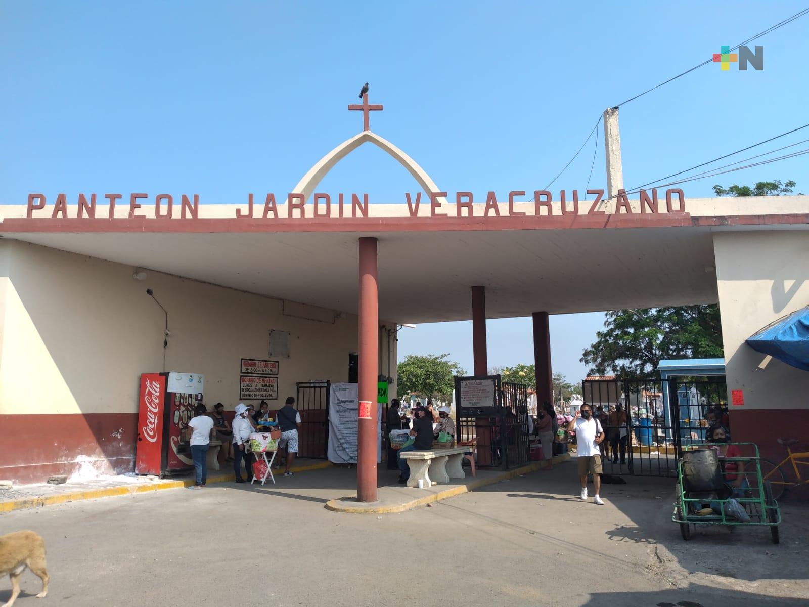 Abiertos panteones del municipio de Veracruz mientras haya semáforo amarillo