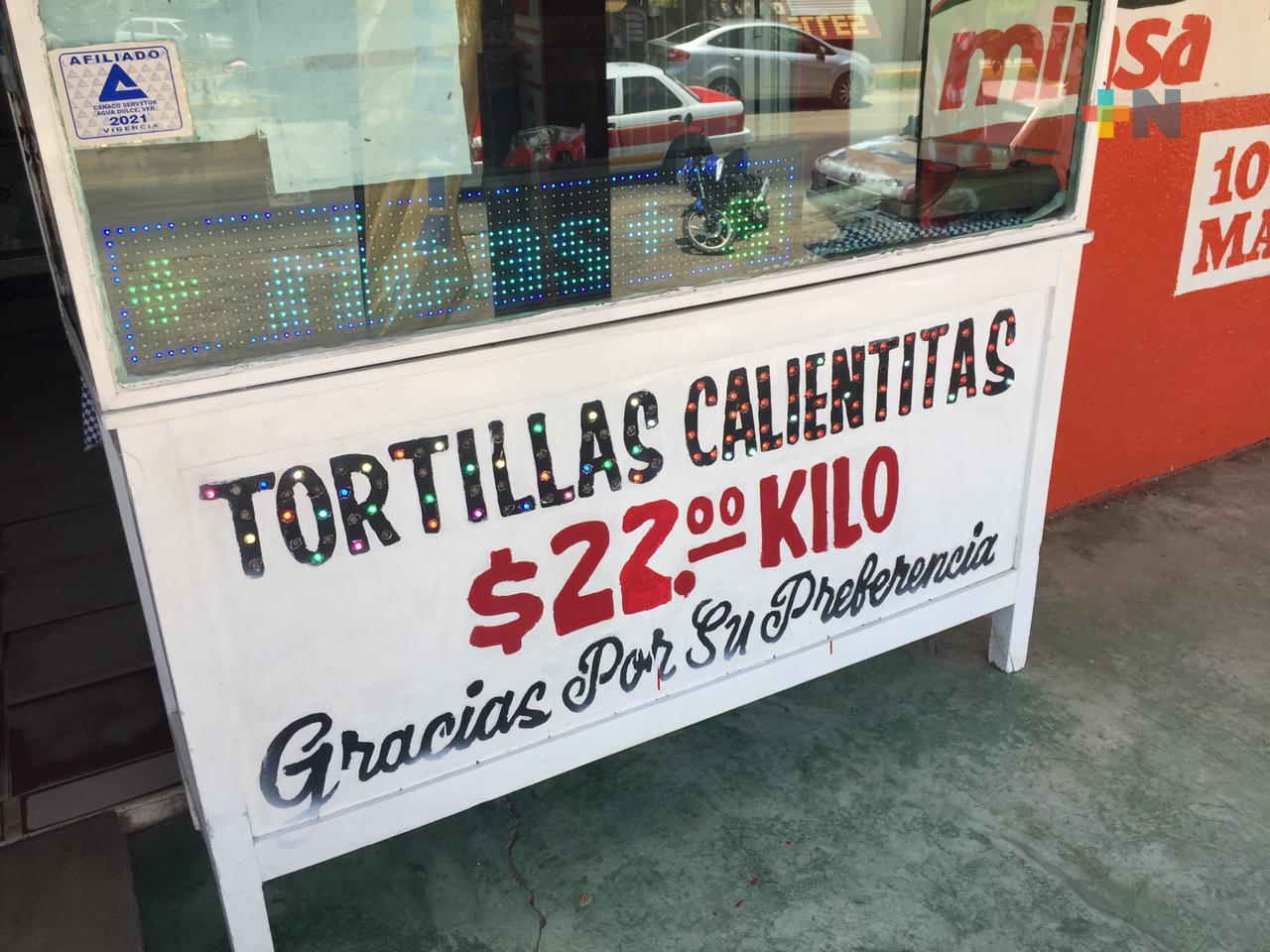 Kilo de tortillas cuesta 22 pesos en municipio de Agua Dulce, precio más caro en el sur