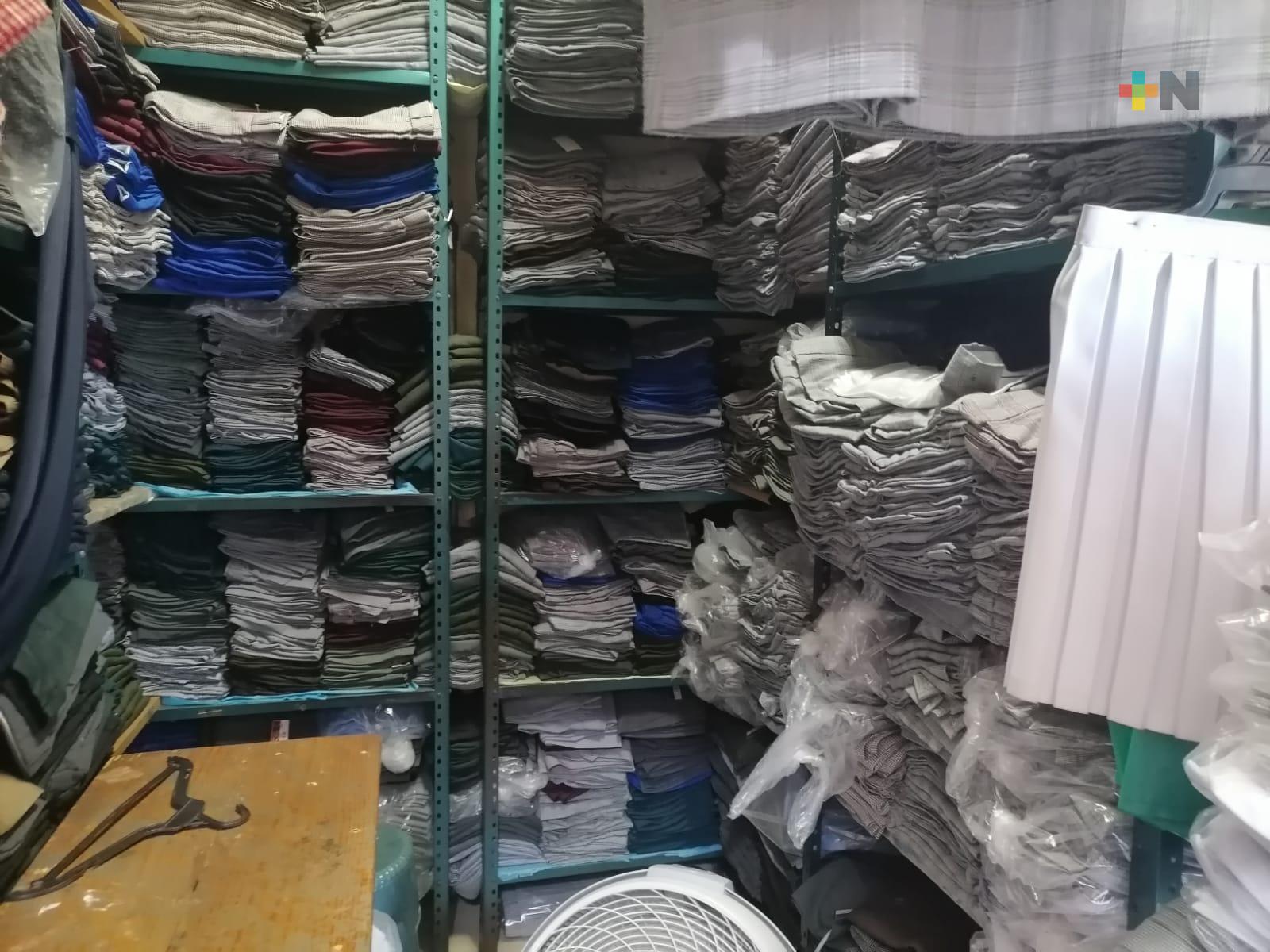 Tiendas de uniformes esperan tener buenas ventas en este regreso a clases