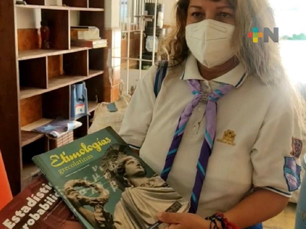 Organización pide a escuelas donar libros que estén en mal estado para que sean reciclados