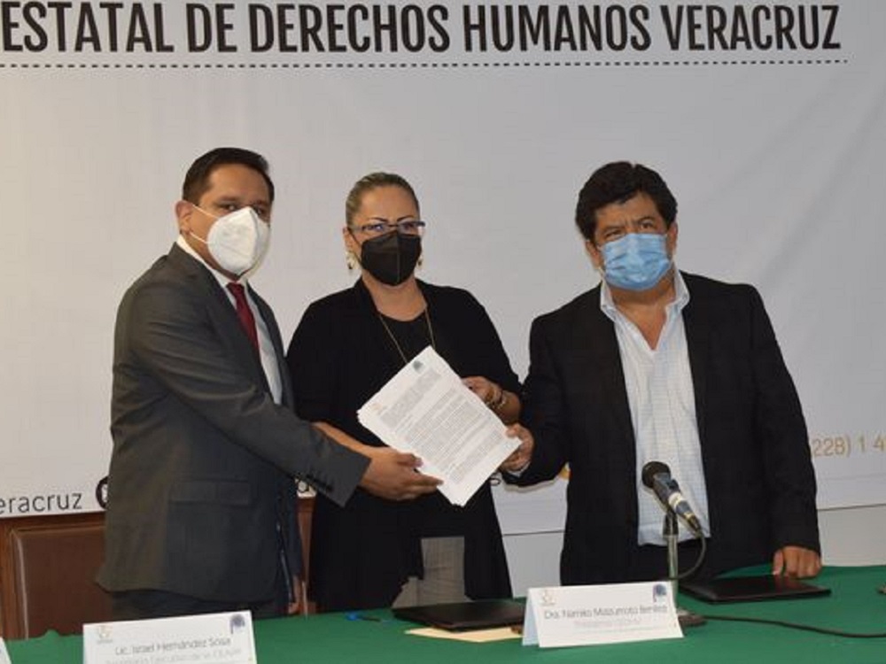 CEAPP y CEDH Veracruz firmaron convenio de colaboración