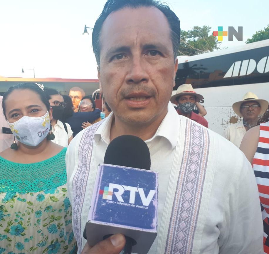 Anuncia gobernador de Veracruz rehabilitación del estadio de béisbol de Cosamaloapan