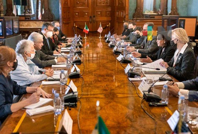 México y EEUU analizan flexibilizar requisitos de visas