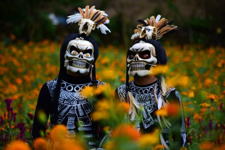 Fototeca de Veracruz reabre sus puertas con la exposición En defensa de la identidad, de Oscar Martínez