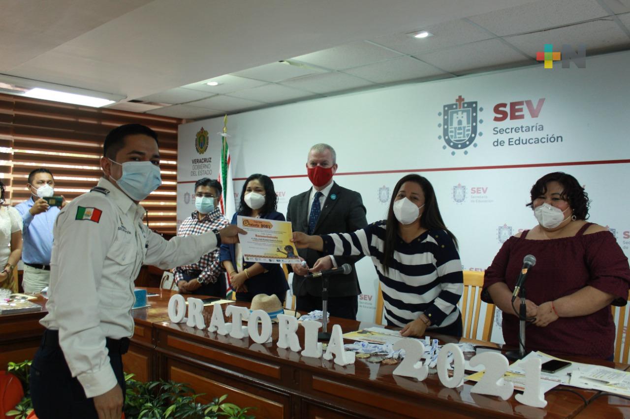 Premian a ganadores del Concurso de Oratoria 2021, único en su tipo en Latinoamérica