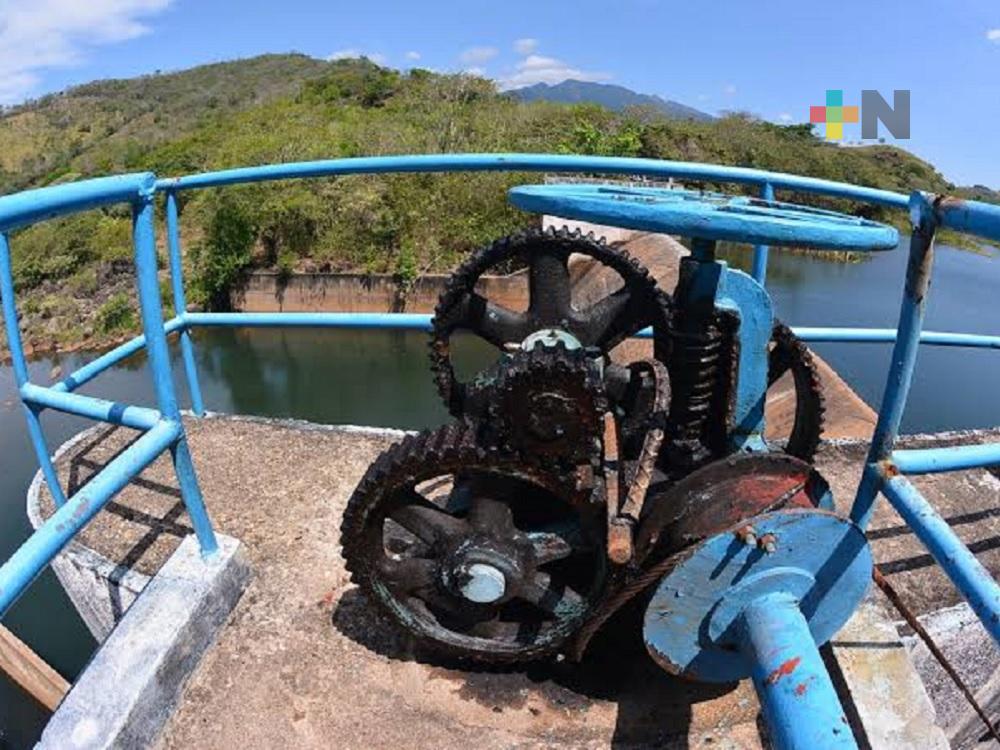 CMAS reanudó suministro de agua en municipio y ejidos de Coatzacoalcos