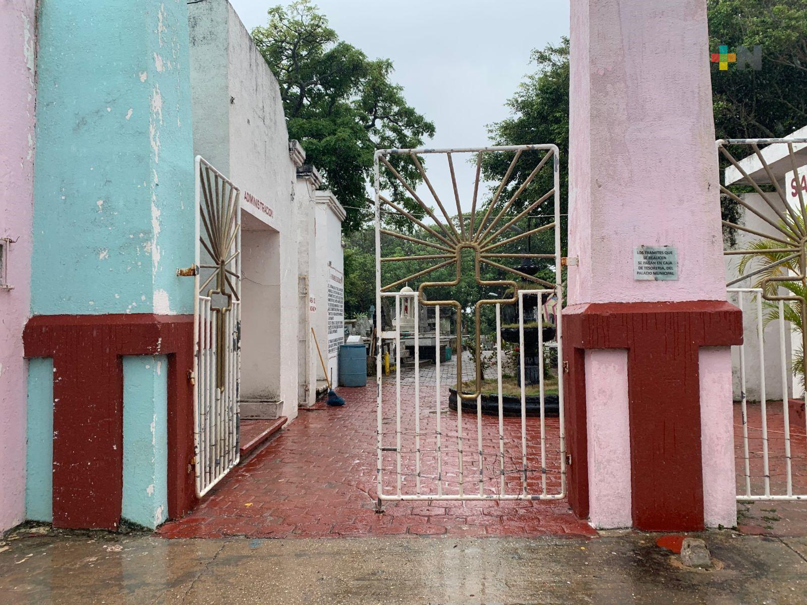 Panteones de Coatzacoalcos abrirán este domingo que se celebrará el Día del Padre