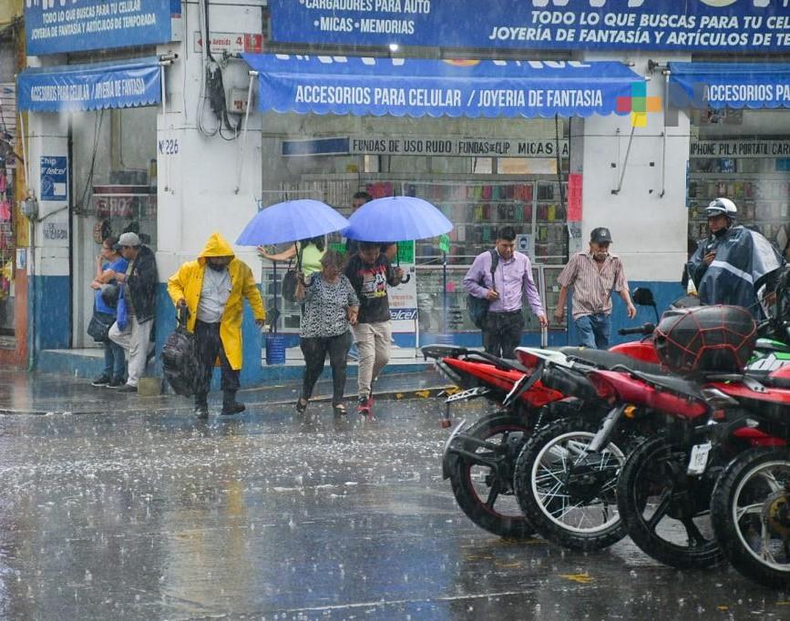 Se prevé ambiente templado a caluroso, lluvias en zona montañosa y sur de Veracruz