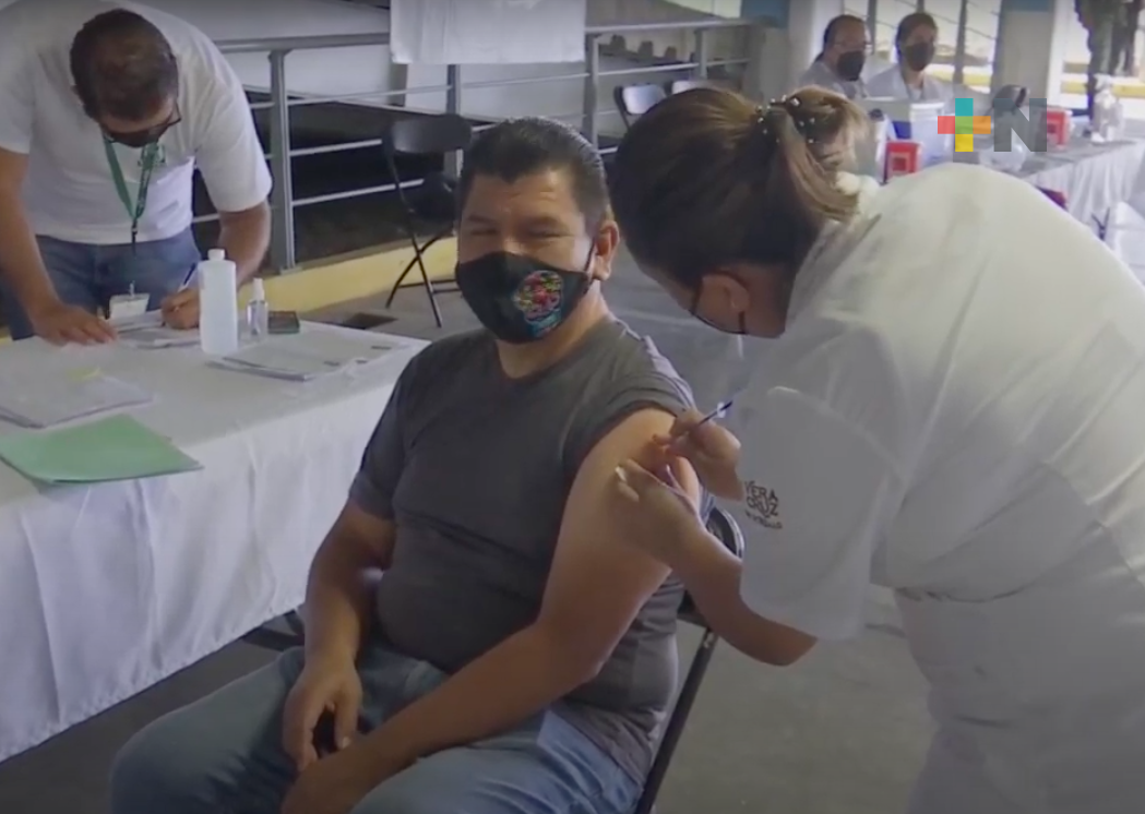 En el municipio de Cardel, inició vacunación anticovid para personas de 40 a 49 años
