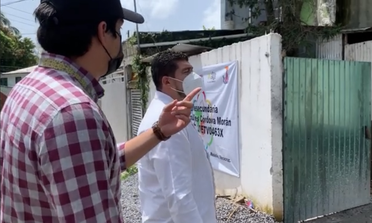 Rehabilitarán telesecundaria en el municipio de Medellín de Bravo