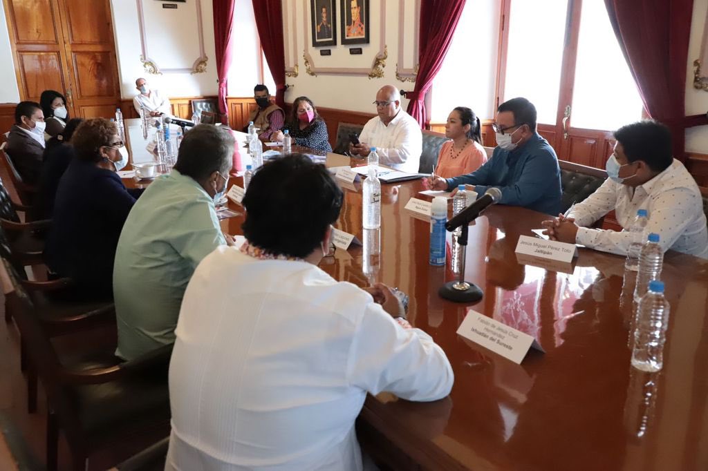 El secretario de Gobierno, Eric Cisneros, continuó sus reuniones con alcaldes electos; ahora fue con los del sur