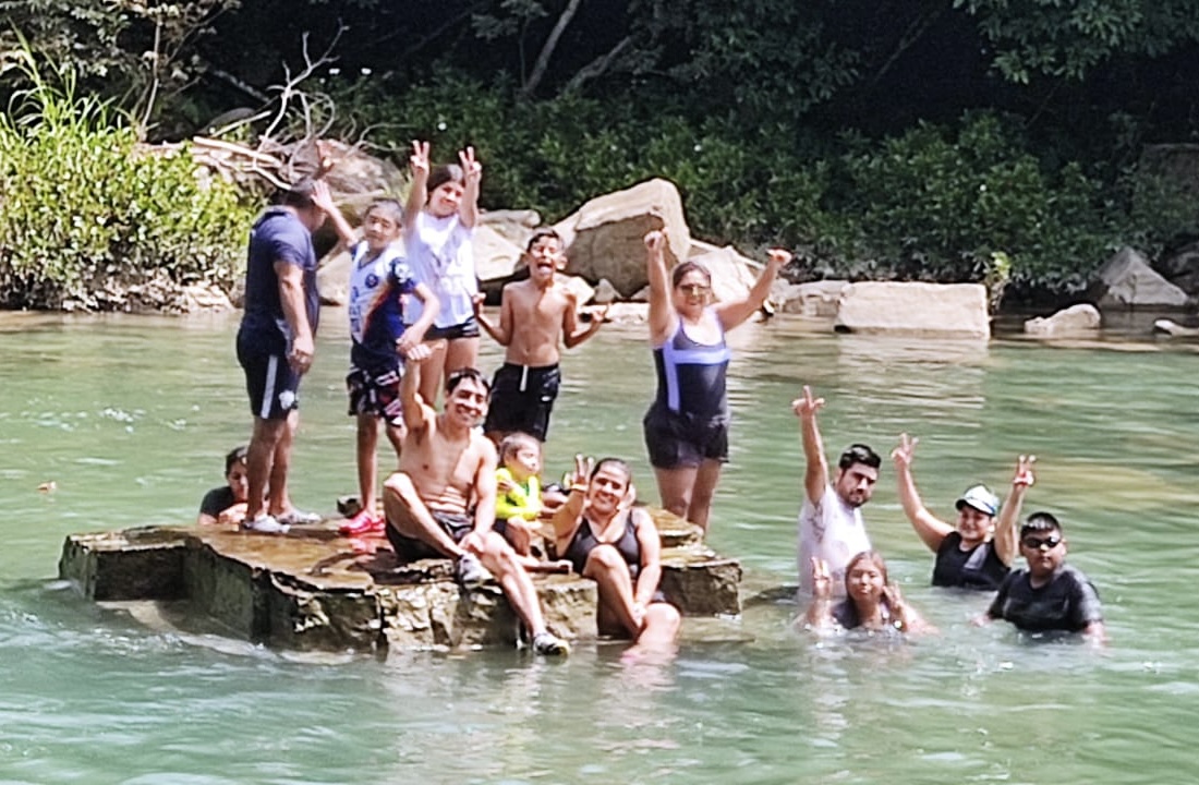 Fin de semana de calores intensos y ríos abarrotados de bañistas en Martínez de la Torre