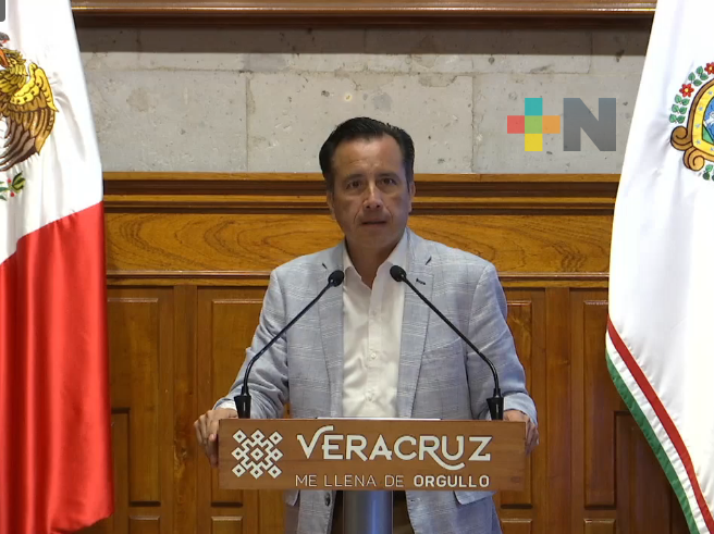 Exhorta Cuitláhuac García Jiménez a próximos alcaldes, a los poderes Legislativo y Judicial a reducirse salarios